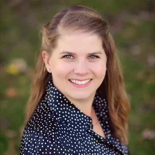 Victoria Simmonds, Agent in  - Compass