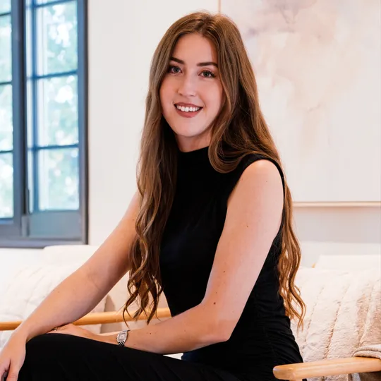 Ella Naylor, Agent in  - Compass