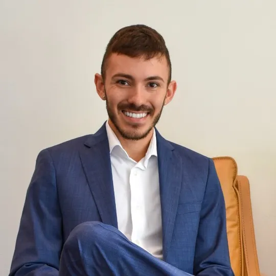 Adam Guillotte, Agent in  - Compass