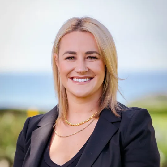 Kailyn Peterson, Agent in  - Compass