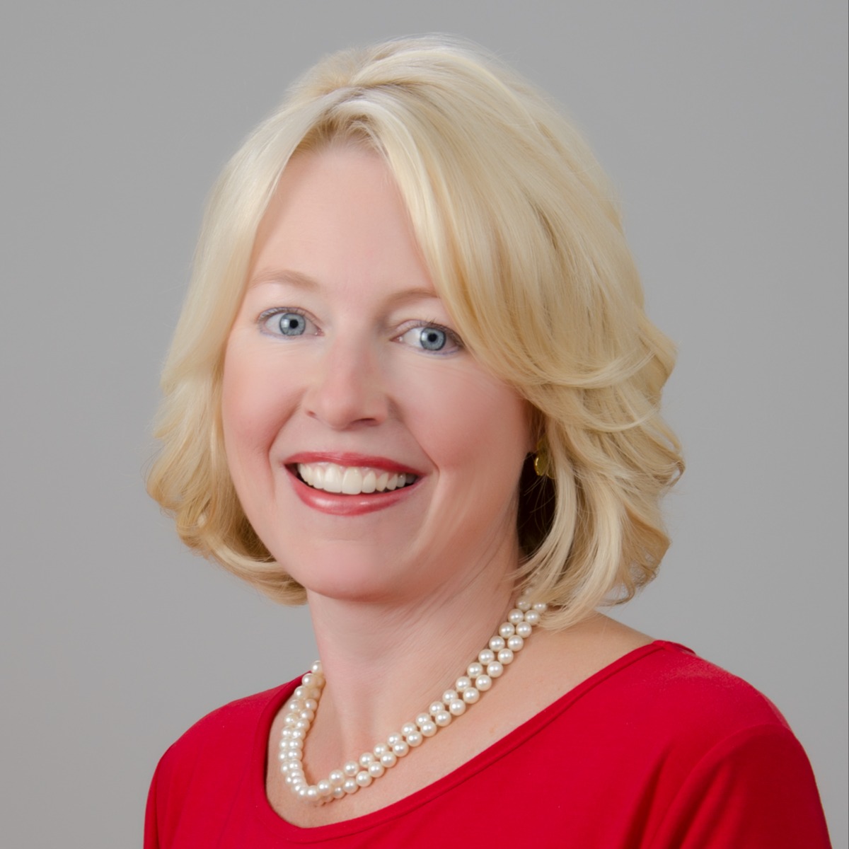 Headshot of Kim Bullard