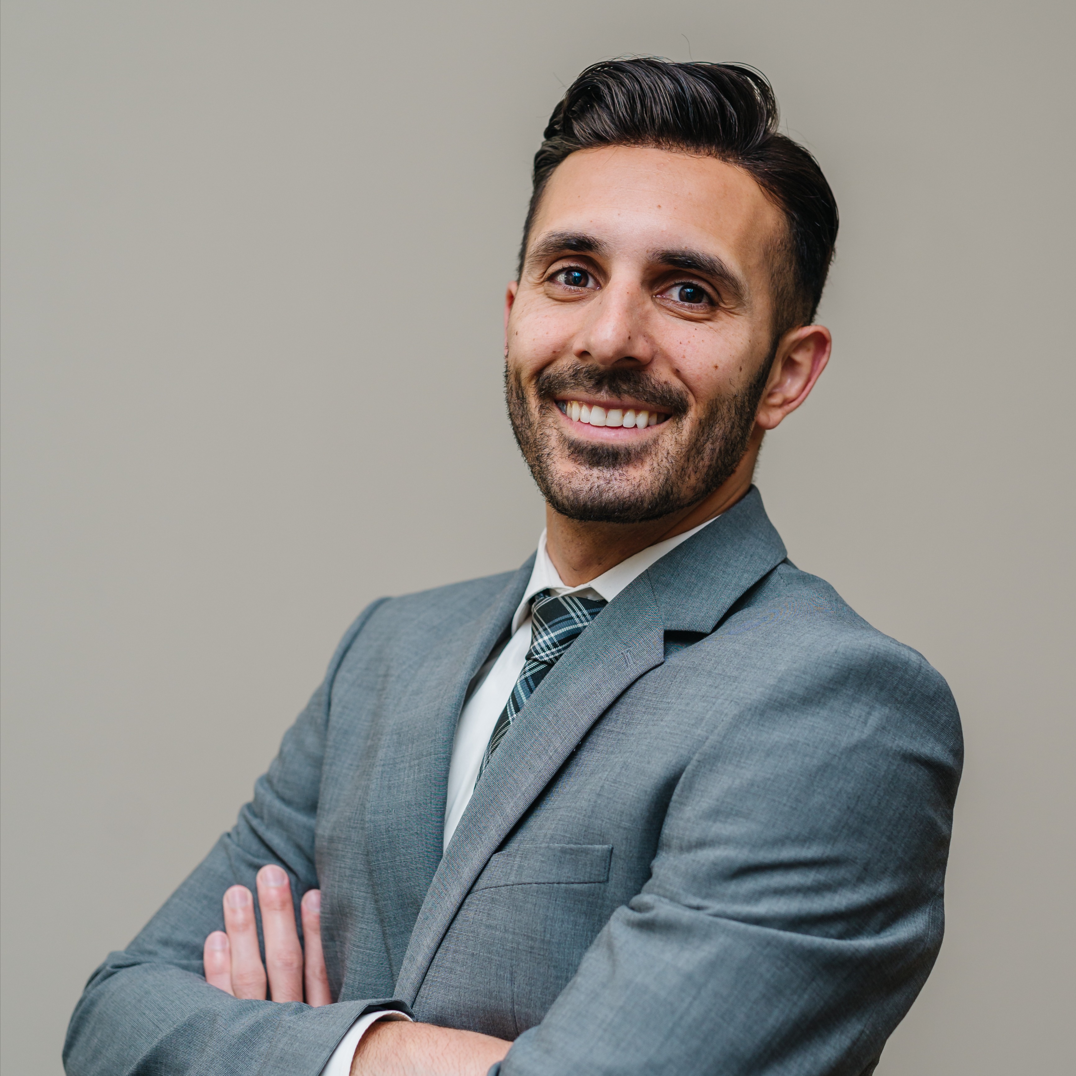 Omar Elarabi, Real Estate Agent Compass