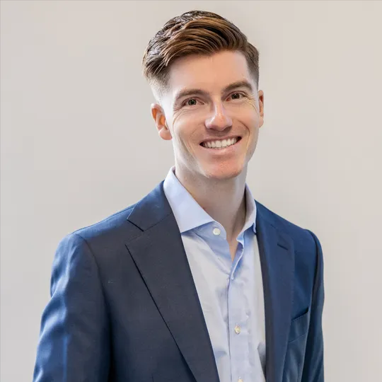 Kemper Ray, Agent in  - Compass