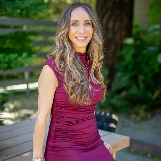 Tamara Barnard, Agent in  - Compass