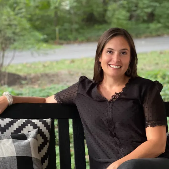 Lauren McCormick, Agent in  - Compass