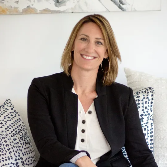 Lauren Somanathan, Agent in  - Compass