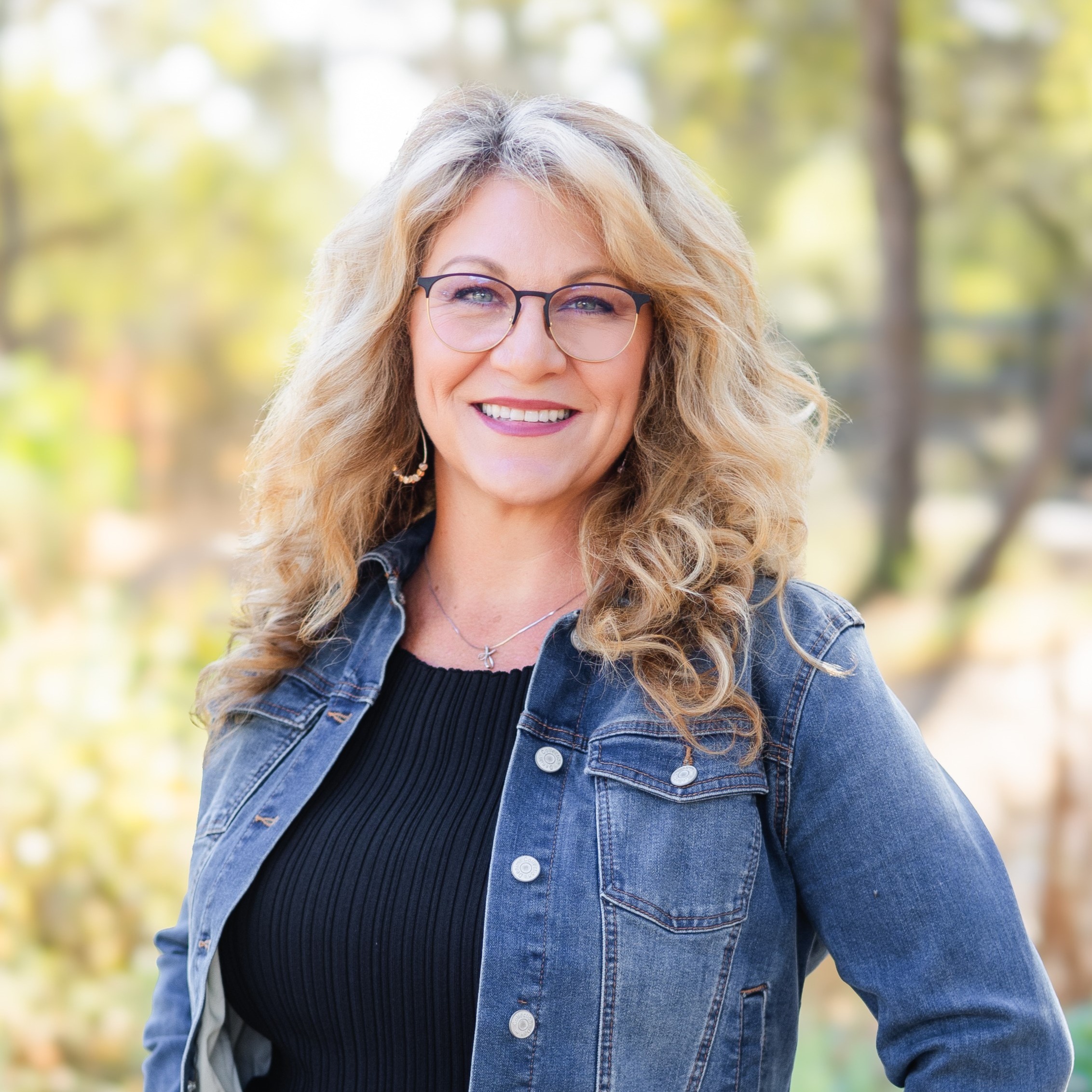 Headshot of Kathleen Massae