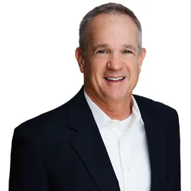 Alan Adams, Agent in  - Compass