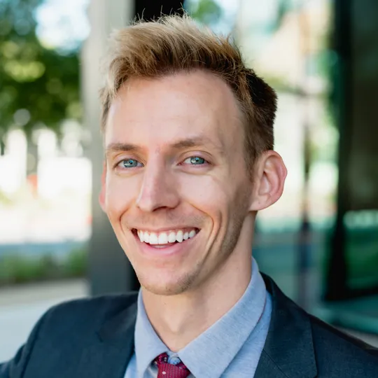 Hunter Rosenquist, Agent in  - Compass