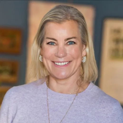 Suzanne Hughes, Agent in  - Compass