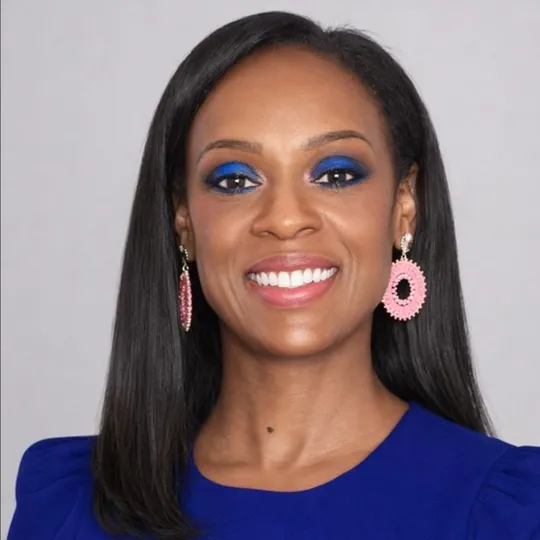 Aleka Briody, Agent in  - Compass