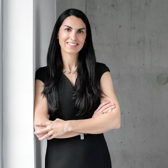 Veronica Seva-Gonzalez, Agent in  - Compass