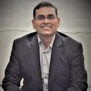 Manish Patel, Agent in  - Compass