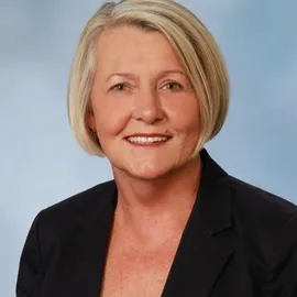 Christine Cowden, Agent in  - Compass