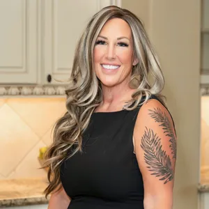 Larae Lucas's Profile Photo