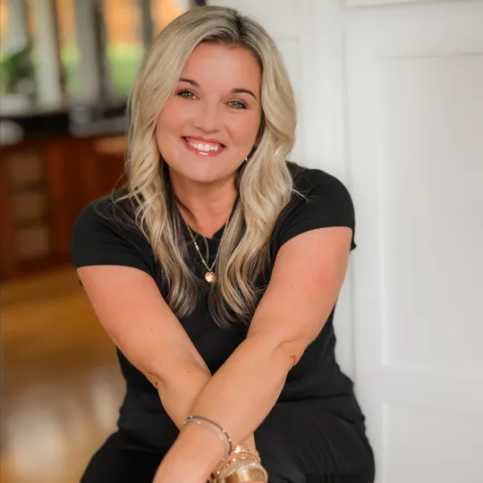 Wendy Bremer, Agent in  - Compass