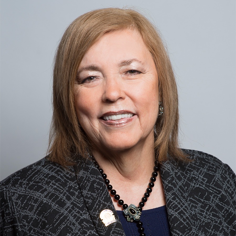 Headshot of Carole Horn