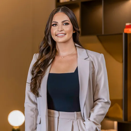 Soraya Casanover, Agent in  - Compass