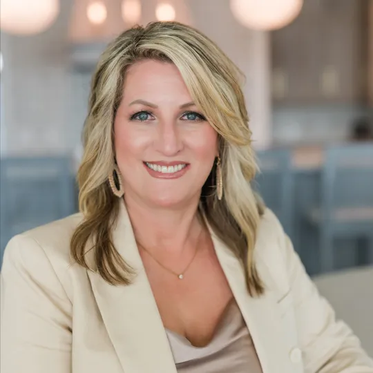 Rachel Hutchings, Agent in  - Compass