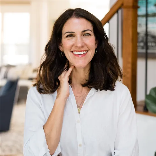 Kris McDonough, Agent in  - Compass