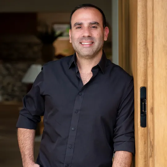 Sam Fakih, Agent in  - Compass