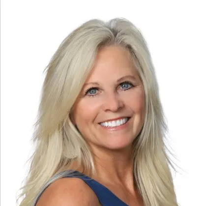 Lisa Urdahl, Agent in  - Compass