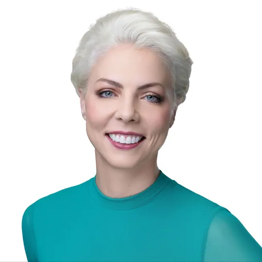 Robyn Nowlin, Agent in  - Compass