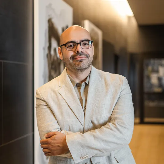 Ramiro Solis, Agent in  - Compass