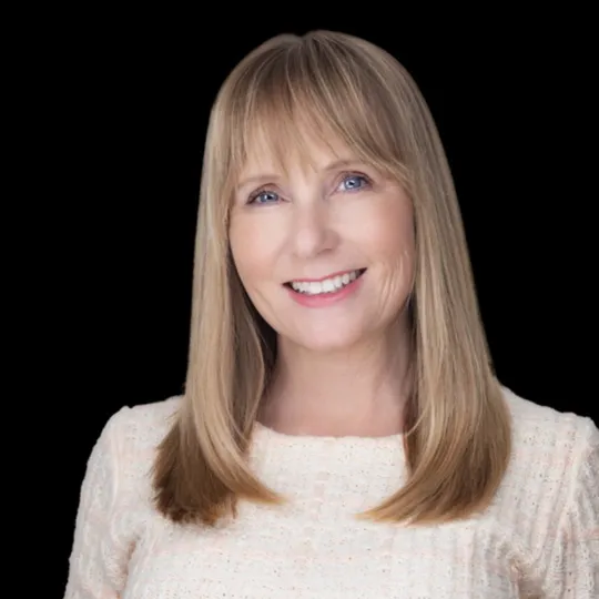 Erin Peel, Agent in  - Compass