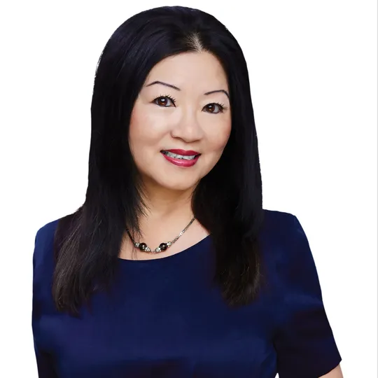 Rosalia Chiu, Agent in  - Compass