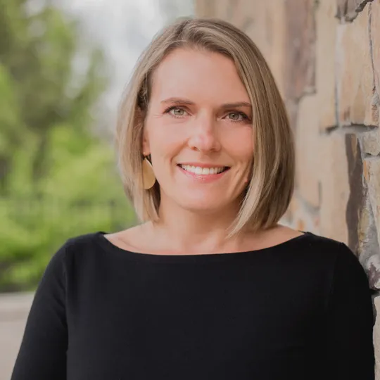 Carey Kelly, Agent in  - Compass