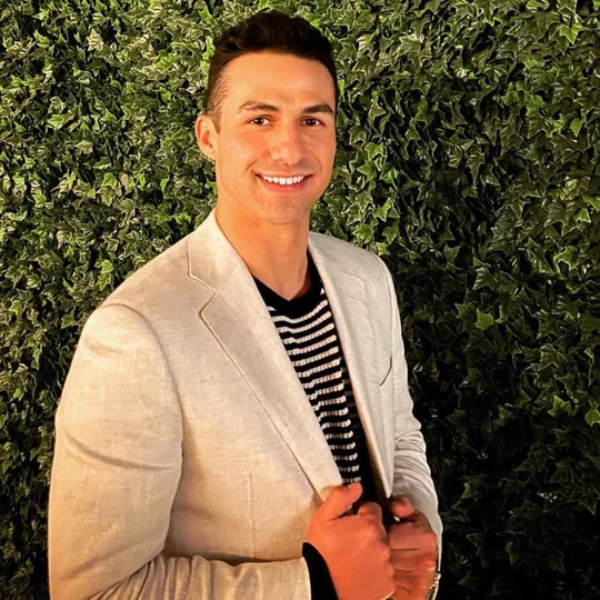 Kenyon Otero, Agent in  - Compass