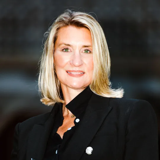 Cynthia Awan, Agent in  - Compass