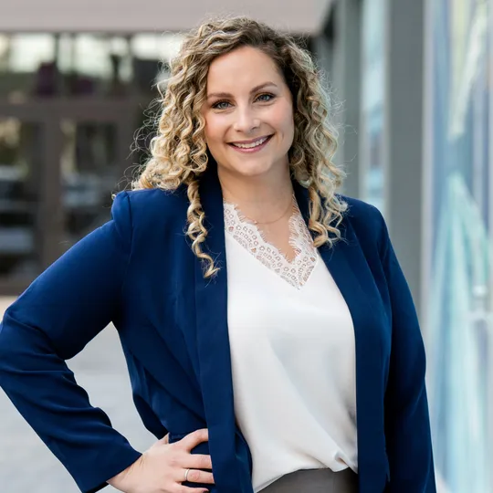 Caitlin Wertz-Cowden, Agent in  - Compass