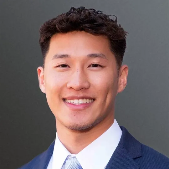 Chris Leung, Agent in  - Compass