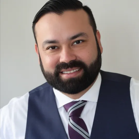 Solomon Zaldivar, Agent in  - Compass