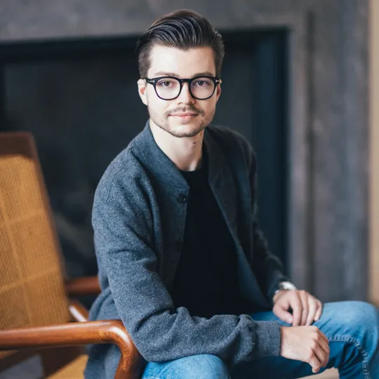 Sandy Shifers, Agent in  - Compass