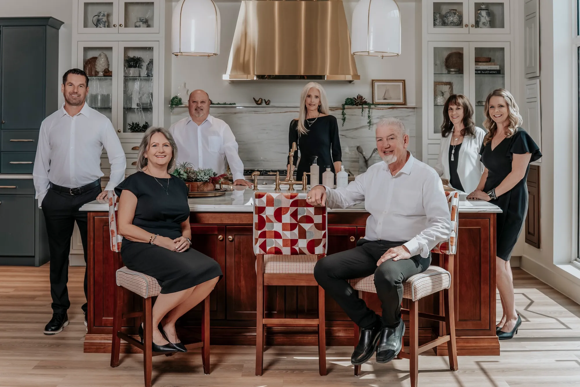 Photo of Renee Mears group team.