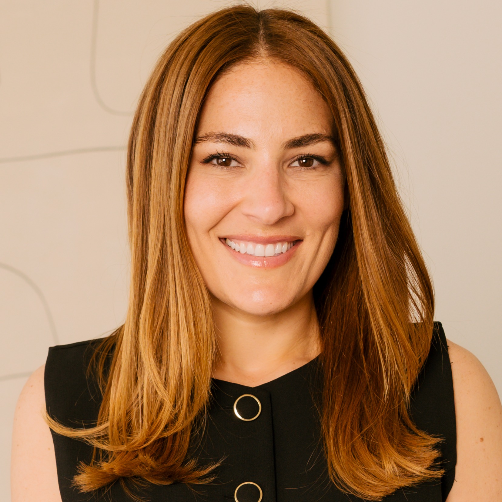 Headshot of Alyssa Van Breene