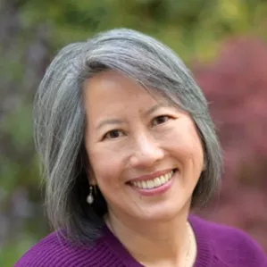 Sandra Yie, Agent in  - Compass