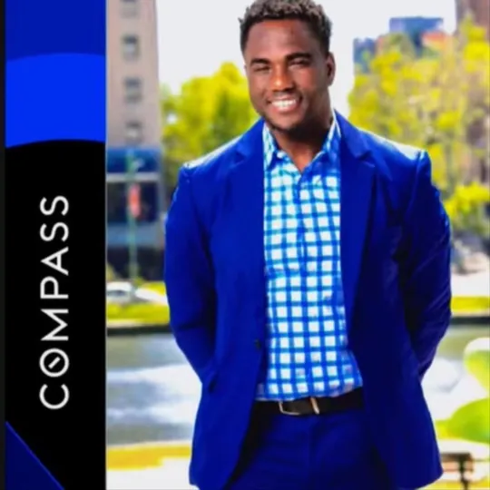 Dare David, Agent in  - Compass