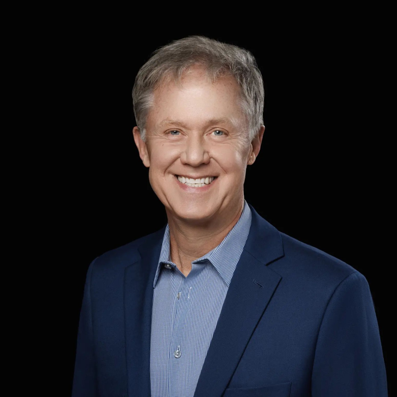 Headshot of Bradd Holcomb