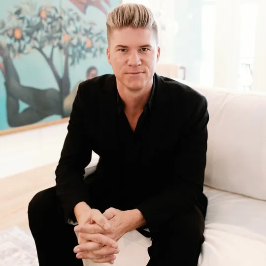 Aaron Hoffman, Agent in  - Compass