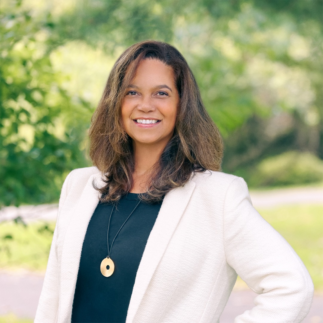 Headshot of Amy Mccampbell
