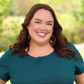 Leslie Debello