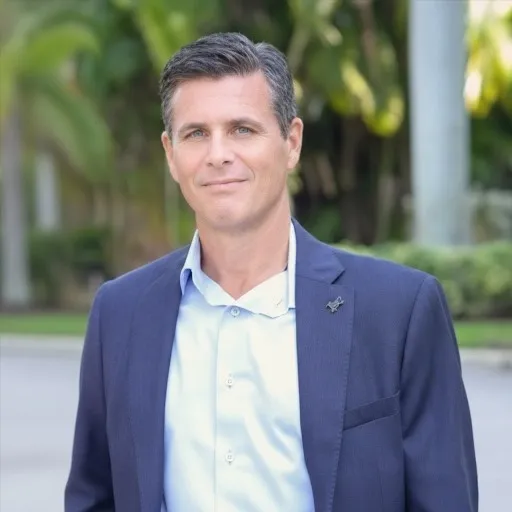 Mike Batchelder, Agent in  - Compass