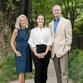 At Home with Erin, Roberta, & Scott, Agent in  - Compass