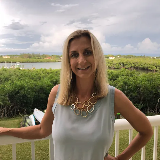 Irene Hebert, Agent in  - Compass