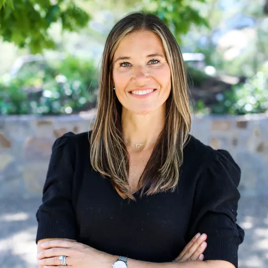 Jen Tiebout, Agent in  - Compass