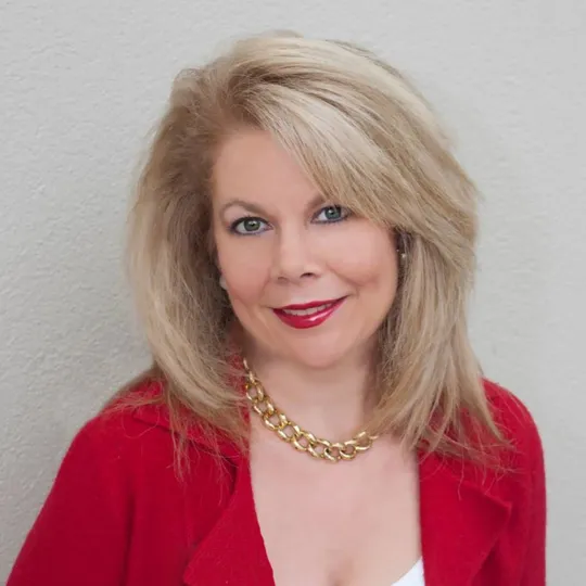 Meg Williams, Agent in  - Compass